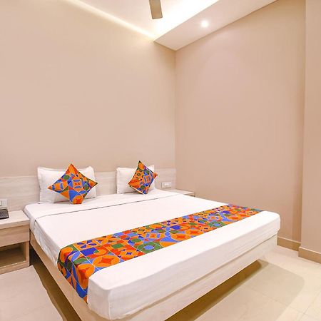 Fabhotel Kitchen Q Inn - Belaghata Kolkata Eksteriør bilde